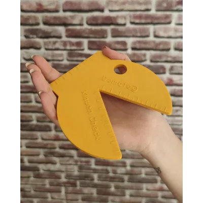 Hayvanların vücut gelişimini ve kilo alımını takip etmek için göğüs çevresini ölçmeye yarayan profesyonel ölçüm diski.
