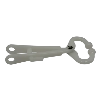 Cattle handling equipment, nose muzzle, economical plastic muzzle.