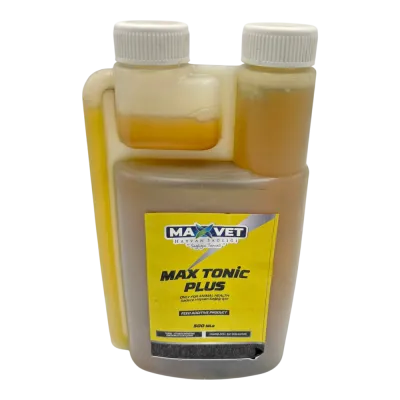 Maxtonic Plus multivitamin 500 ml immune-boosting veterinary supplement liquid.