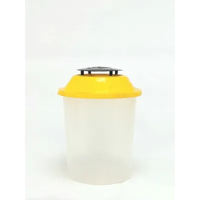 Ahır ve çiftlik ortamlarında rahatsızlık veren karasineklerle mücadele için üretilmiş etkili yem.