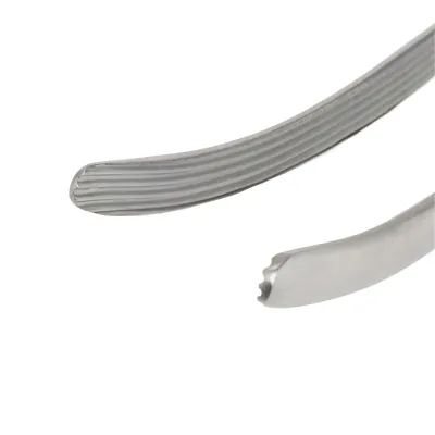 Farm & Veterinary: Kruuse-Vet Bagirsak Forceps. 23 cm. Egri
