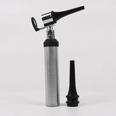 Veterinary otoscope, 3-long cannula ear examination device for cats and dogs.