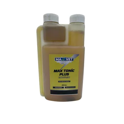 Maxtonic Plus multivitamin 500 ml liquid vitamin supplement for cattle, lamb, and calves.