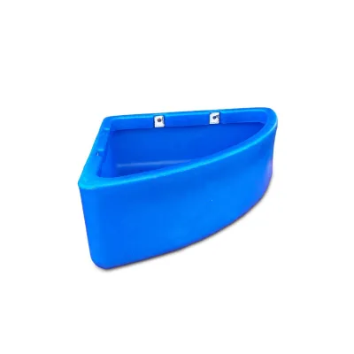 Wall-Mounted Horse Corner Feeder