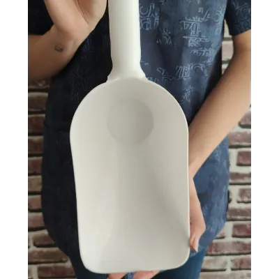 500 Gram PVC Plastic Feed Scoop
