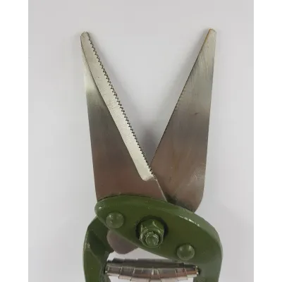 Hoof trimmers for sheep and goats.