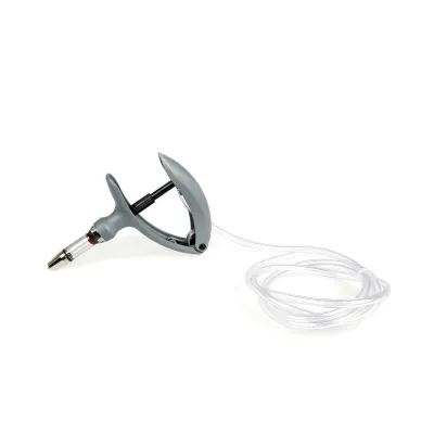 Automatic injector 0.3 2 ml with hose, German-made veterinary vaccine pump.