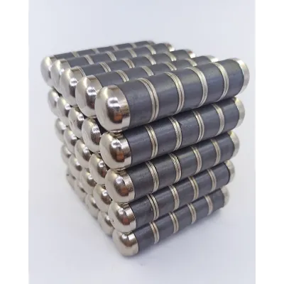 Japanese-style black Romanian magnet.