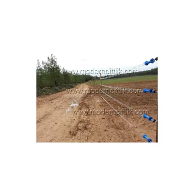 Insulated Handle Fence Gate Set