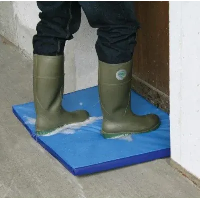 Sponge-based disinfectant mat, 85x60x3 cm, dairy hygiene equipment.