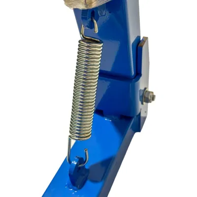 Durable cattle fixed scratching brush, cattle brushing unit.