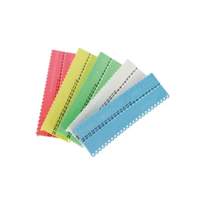 İkiqat etiketli qulaq etiketi, heyvan identifikasiya etiketi və pulsuz sarı silinməyən qələm.