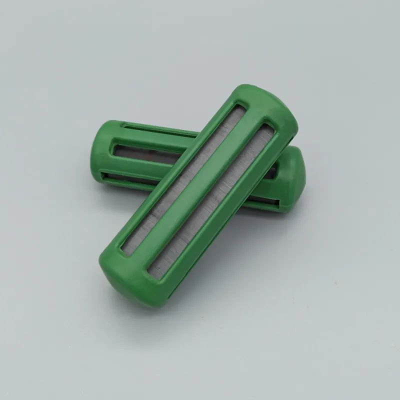 Romanian Magnet - Cage Type