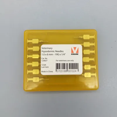 Short-tipped injector needle 1.0 x 6 mm livestock consumable.