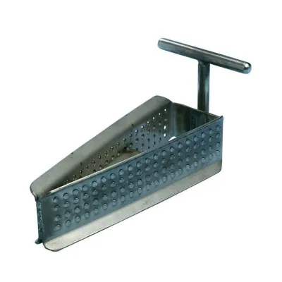 Professional pad model used in animal care.