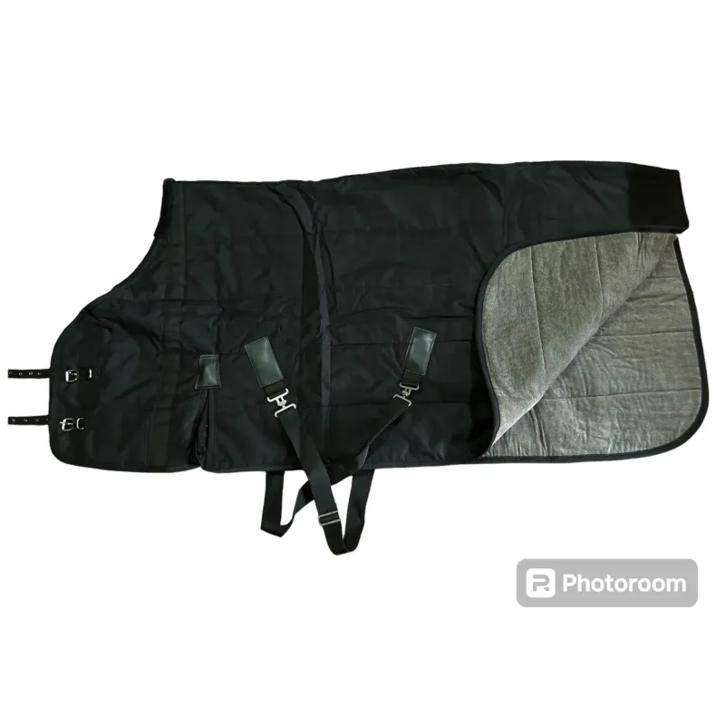 Ahırçulu Yağmur Geçirmez-Avrupa At