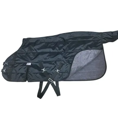 Winter protective horse blanket
