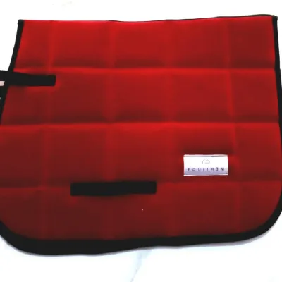 Under-saddle quilting