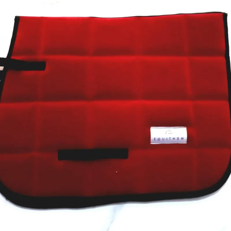 Under-saddle quilting